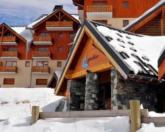 Résidence Goélia - Le Rond Point des Pistes - Saint-François-Longchamp - Building