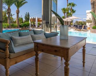 Dedalos Hotel - Mália