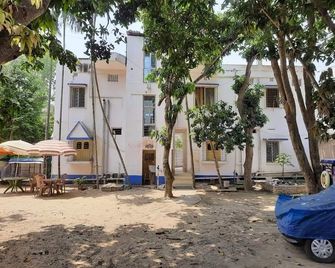 Lodge sea angel - Digha - Budova