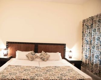Shivika Lake Hotel Ranakpur - Ranakpur - Спальня