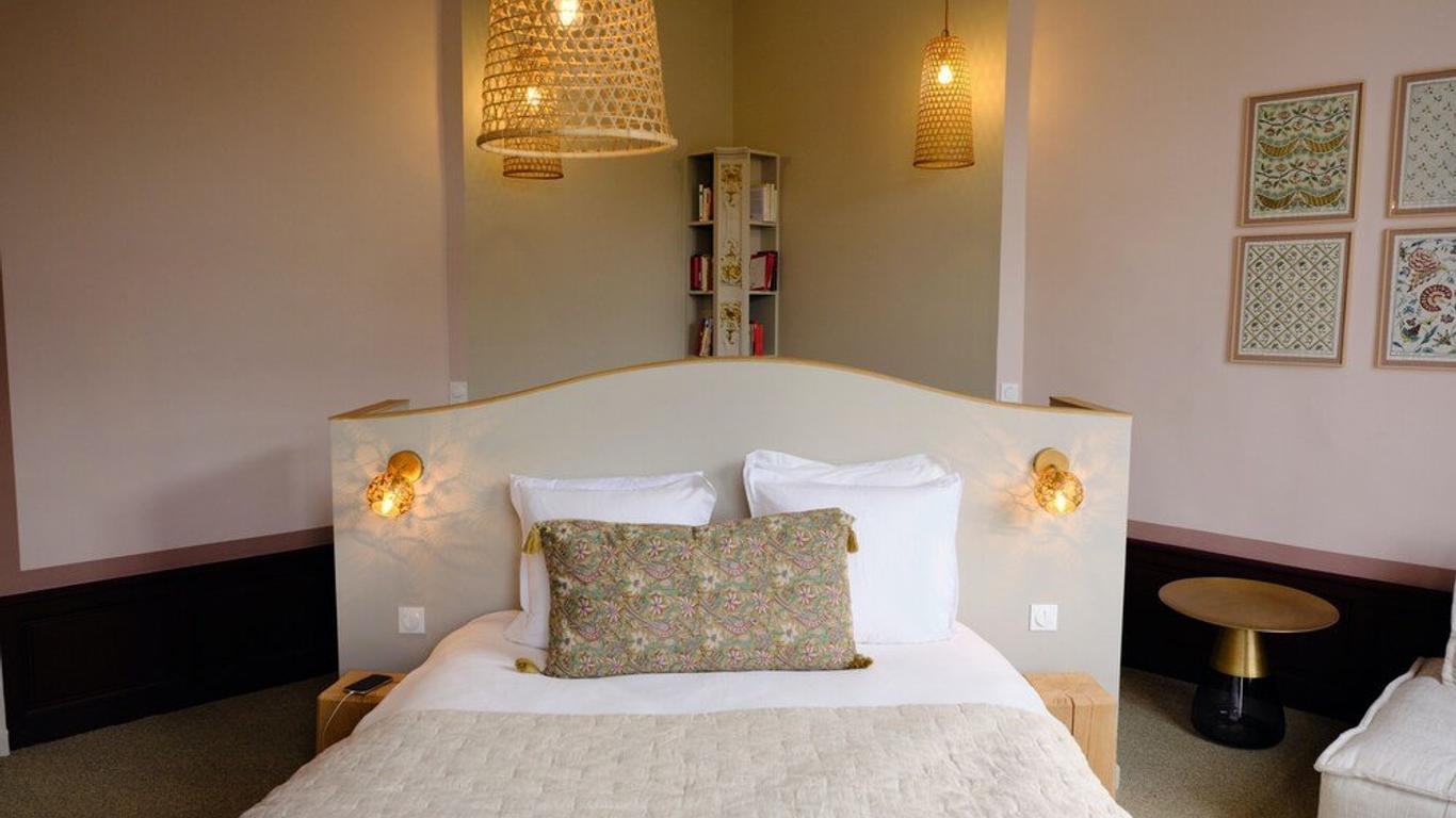 ميزون أيلور