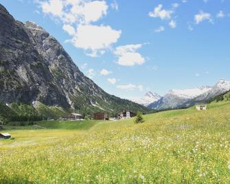 Haus Jehle - Lech am Arlberg - Campo de Golf