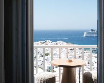 Numi Boutique Hotel Mykonos - Agia Anna - Balkón