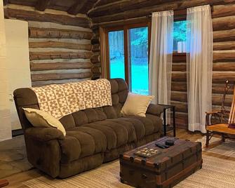 Cozy Country Cabin - Shinglehouse - Sala de estar