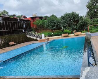 Jayshin Lake Vaitarna Resort - Igatpuri - Igatpuri - Piscina