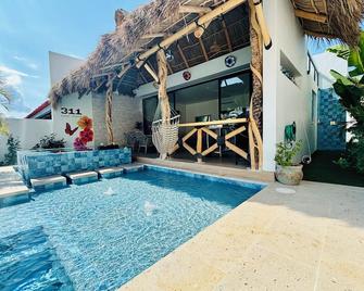 Pool House with Heated Pool - San Juan Cosalá - Bazén