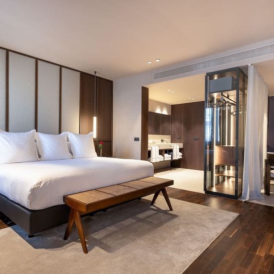 Bedroom view of Hotel Villa Real, a member of Preferred Hotels & Resorts