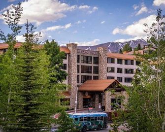 The Drop In The Edge Of Adventure - Crested Butte - Building