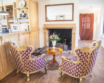 Auberge du Moulin à Vent, The Originals Relais - Manou - Sala de estar