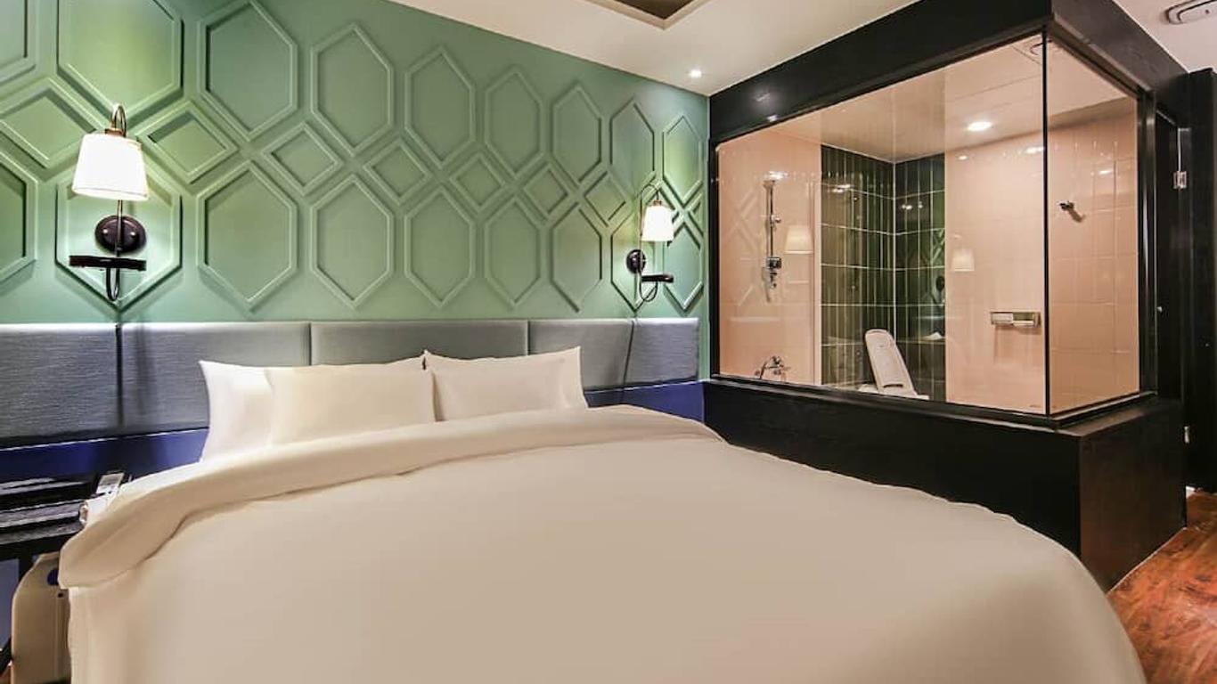 Frenchcode Hotel