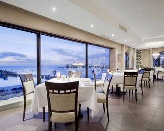 Verdi St Georges Bay Marina - 聖朱利安斯 - 餐廳
