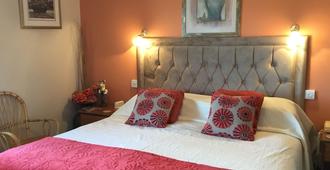 Buttermilk Lodge Guesthouse - Clifden - Bedroom