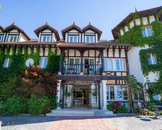 Hotel Torres de Somo - Somo - Edificio