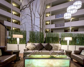 DoubleTree by Hilton Montgomery Downtown - Montgomery - Salónek