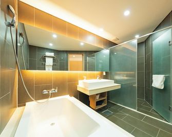 Hotel Bridge Seogwipo - Seogwipo