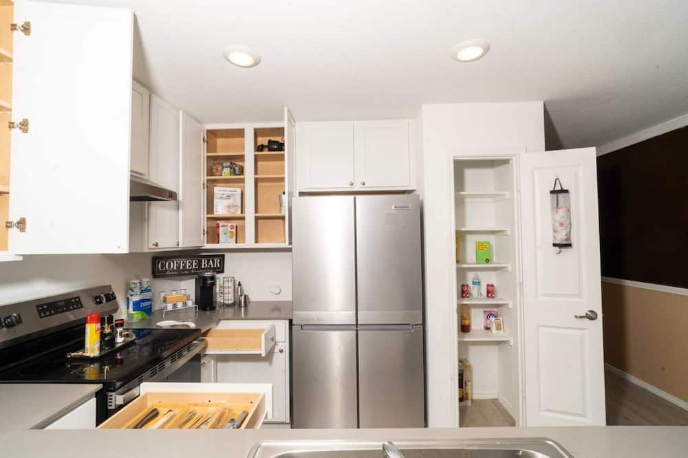 Cozy Br 2ba Home W/Ac - Perfect for Families - San Antonio - San Antonio - Keuken