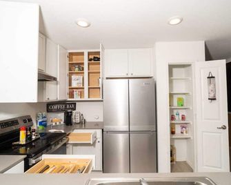 Cozy Br 2ba Home W/Ac - Perfect for Families - San Antonio - San Antonio - Keuken
