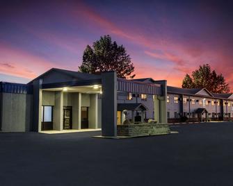 Travelodge by Wyndham Wahpeton Event Center - Wahpeton - Edificio