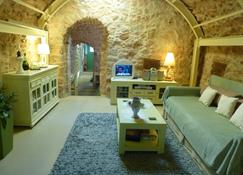 St. George Sykoussis Traditional Residence - Chios - Huiskamer