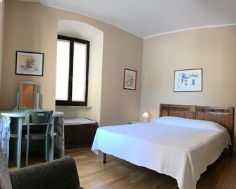 Palazzo Fregoso - Garda - Schlafzimmer