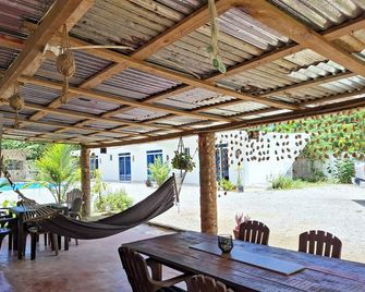 Vive El Valle Hotel - Samana - Pátio