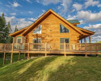 Log cabin in the White Mountains, near Bretton Woods - Twin Mountain - Bina