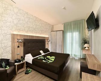 Hotel Doge - Torre Pedrera - Спальня