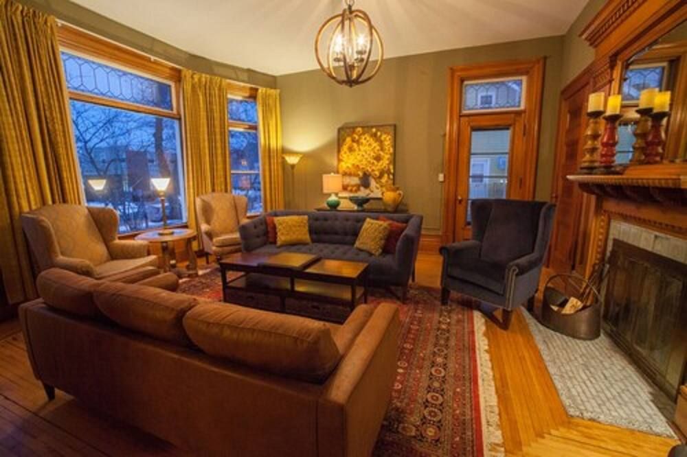 Fairholm Boutique Inns - שרלוטאון - סלון