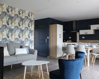 Gîte Lou, Gîte famille et bien être avec jacuzzi - Fontenay-le-Comte - Restaurant