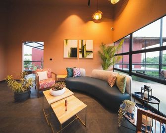 Sage Stays and Trails - Trimbak - Lobby