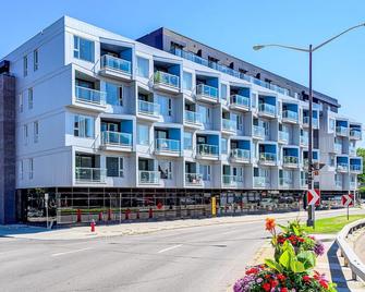 The Halo by BnbCopilote - Quebec - Edificio