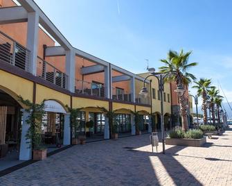 Marinaplace Resort & Spa - Génova