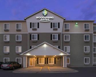 Woodspring Suites Council Bluffs - קאונסיל בלאפס - בניין