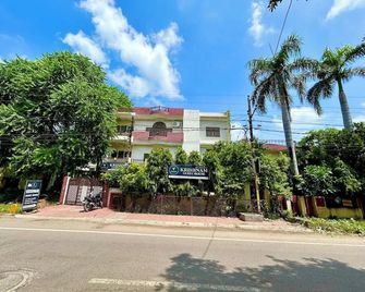 Krishnam Guest House - Gwalior - Building