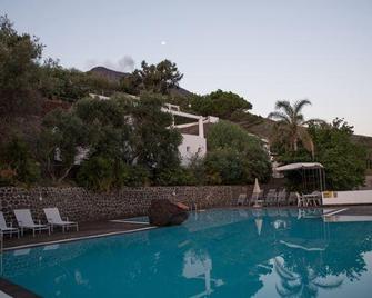 La Sirenetta Park Hotel - Stromboli - Pool