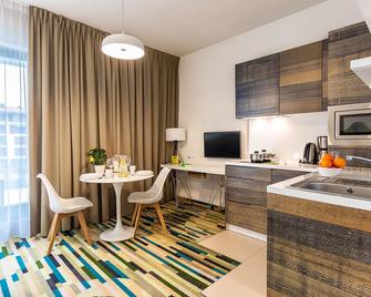 Baltic Park Molo Apartments by Zdrojowa - Świnoujście - Eetruimte