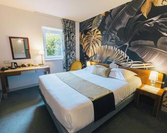 Logis Hôtel la Grassinais Saint-Malo - Saint-Malo - Bedroom