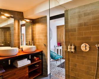 B&B Temps Suspendu Provence - Pernes-les-Fontaines - Baño