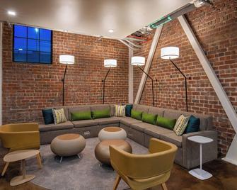 Element Moline - Moline - Lounge