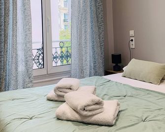 Hotel Le Nice Etoile - Niza - Habitación