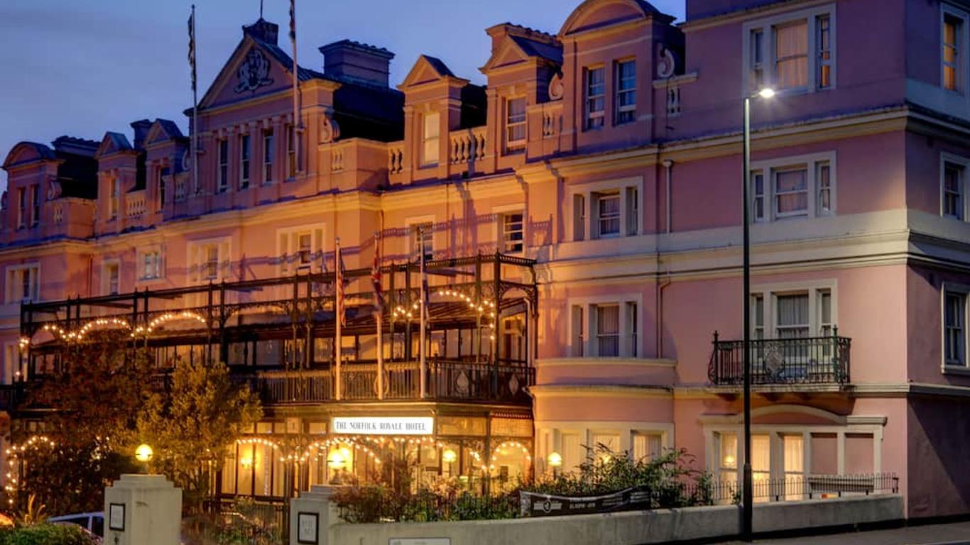 Norfolk Royale Hotel