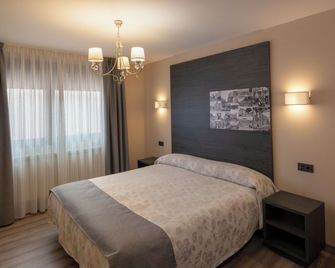 Hotel Las Cancelas - אבילה