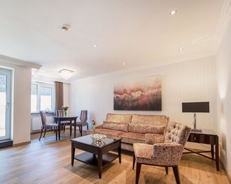 Hotel Residenz am Rosengarten - Bad Kissingen - Sala de estar