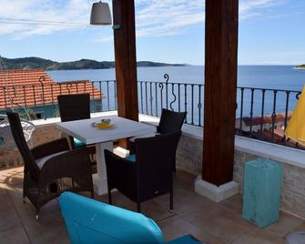 Villa Kamen Blue - Vela Luka - Balkón