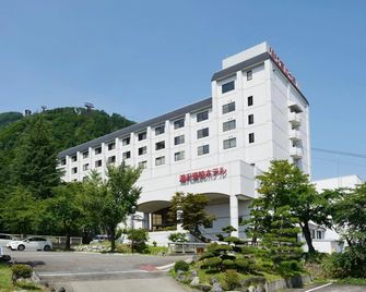 Yuzawa Toei Hotel - Yuzawa - Gebäude