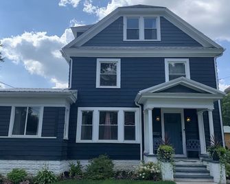 The Coxon House Inn: 3rd floor apartment- The Writer’s Nook - Wooster - Gebäude