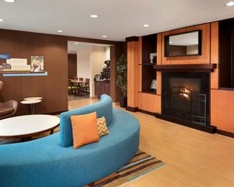 Fairfield Inn & Suites by Marriott Minneapolis Bloomington/Mall of America - בלומינגטון - סלון