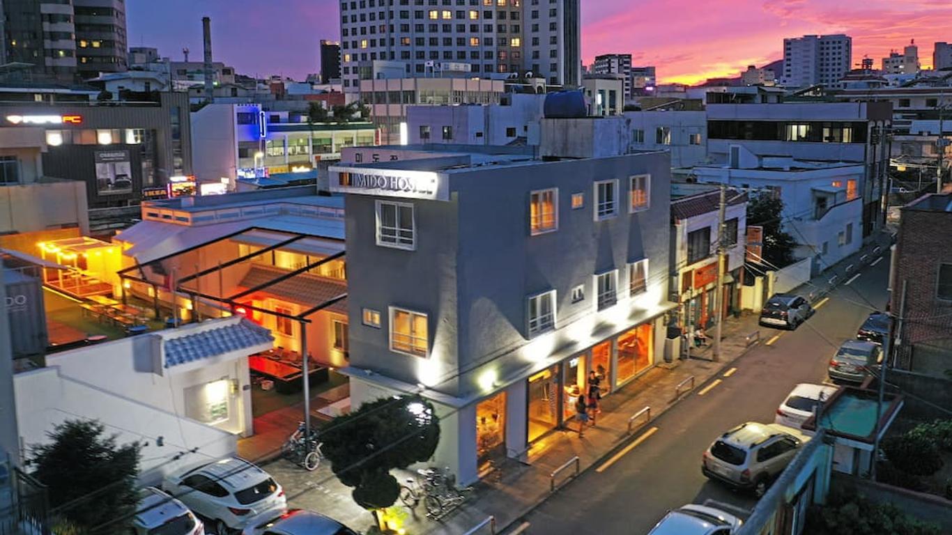 Mido Hostel