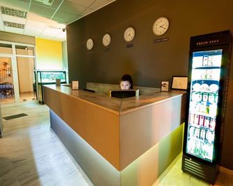 Bedway Athens Hostel - Ateny - Recepcja