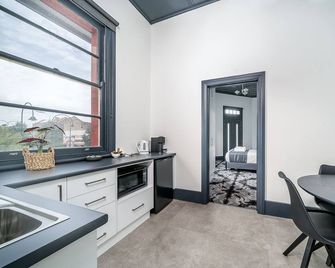 Romano's Hotel - Wagga Wagga - Kitchen